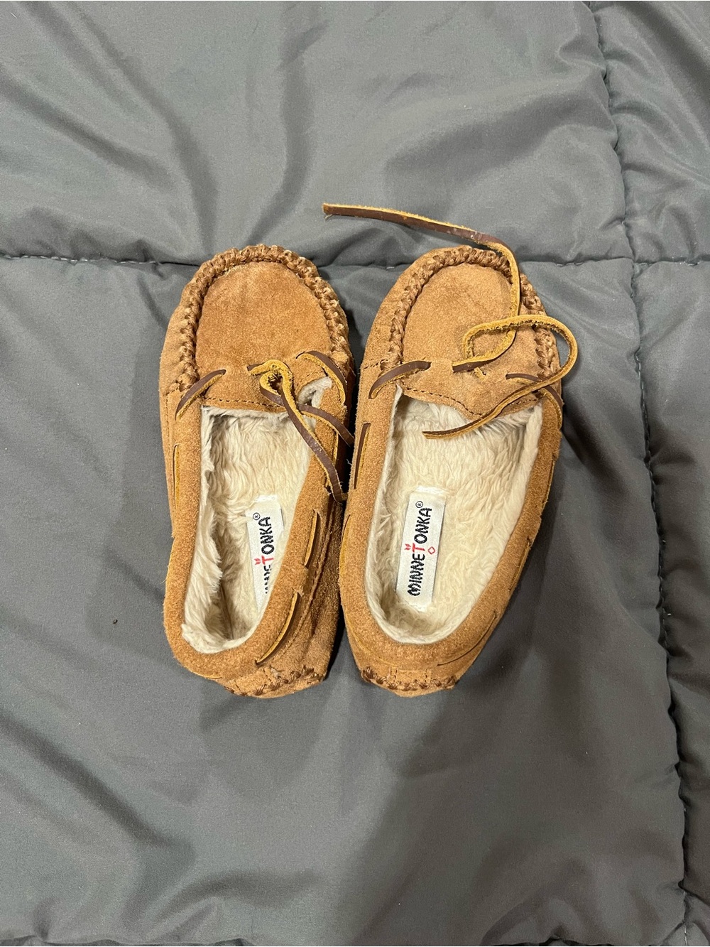 Minnetonka kids slippers